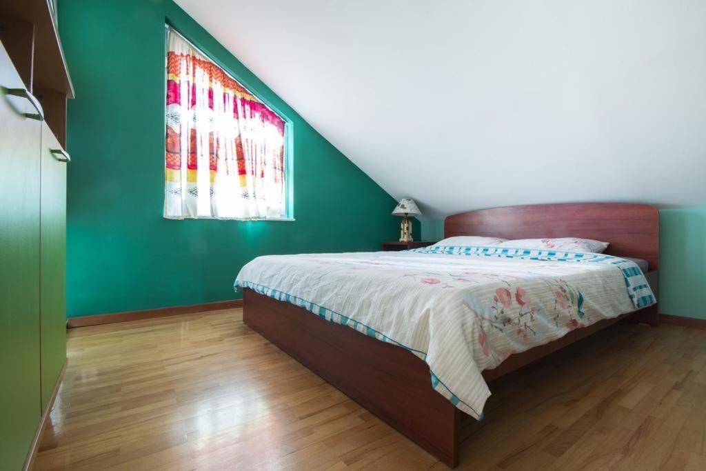 Golden Age Hostel Ohrid Bagian luar foto