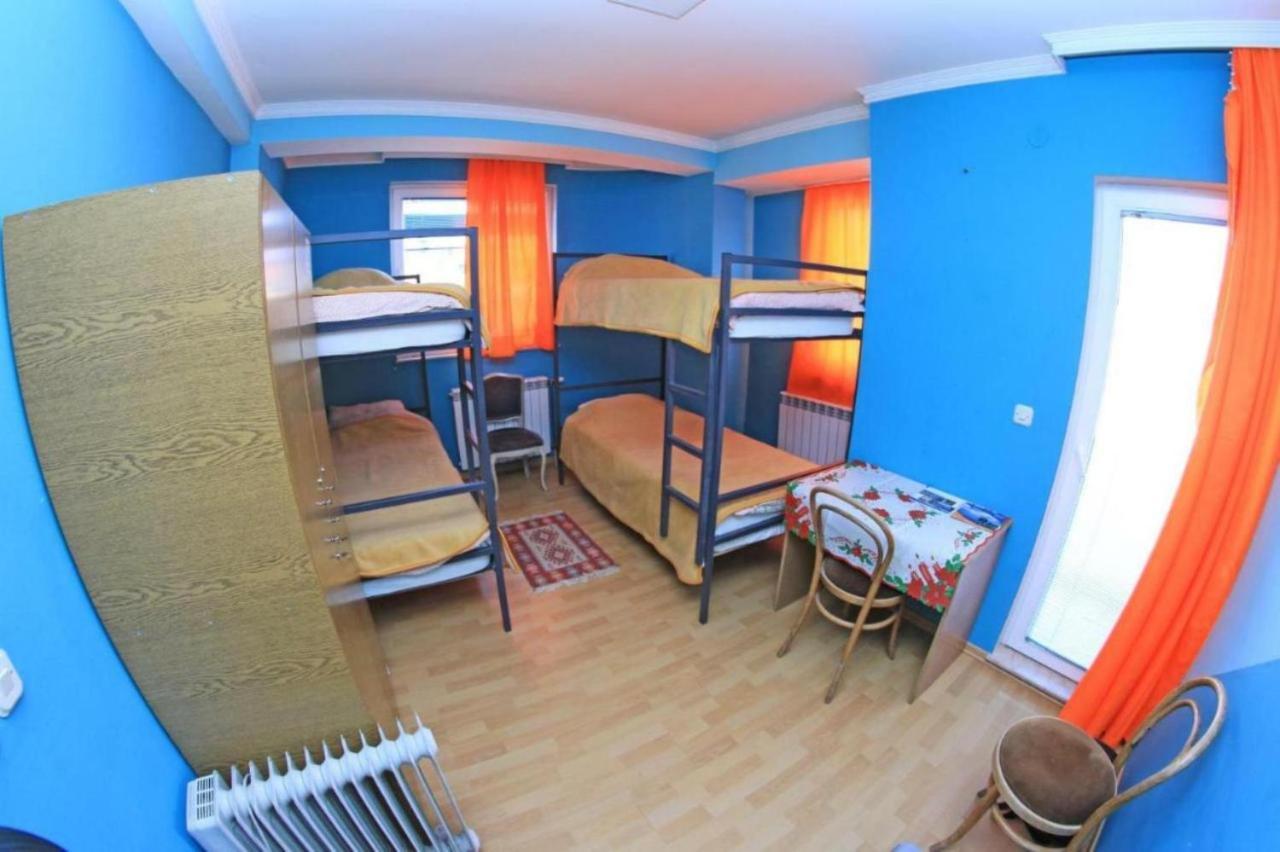 Golden Age Hostel Ohrid Bagian luar foto