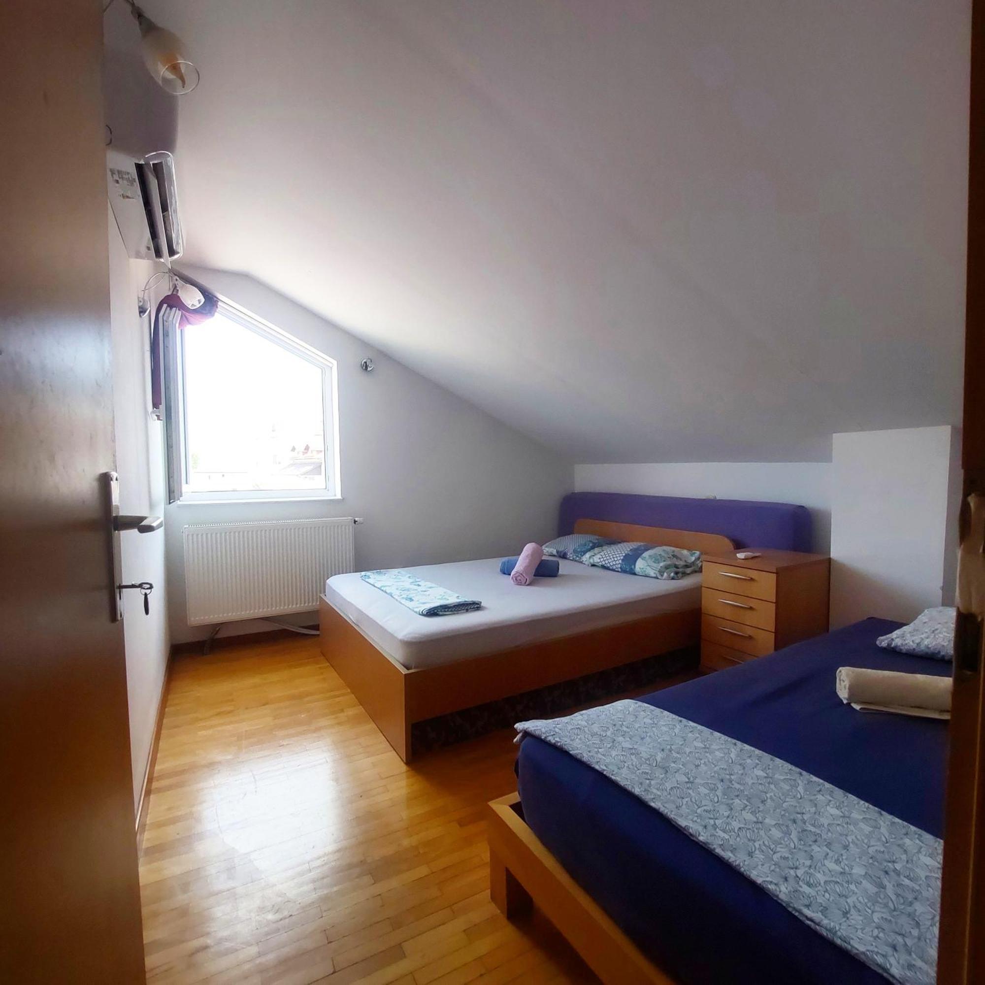 Golden Age Hostel Ohrid Bagian luar foto